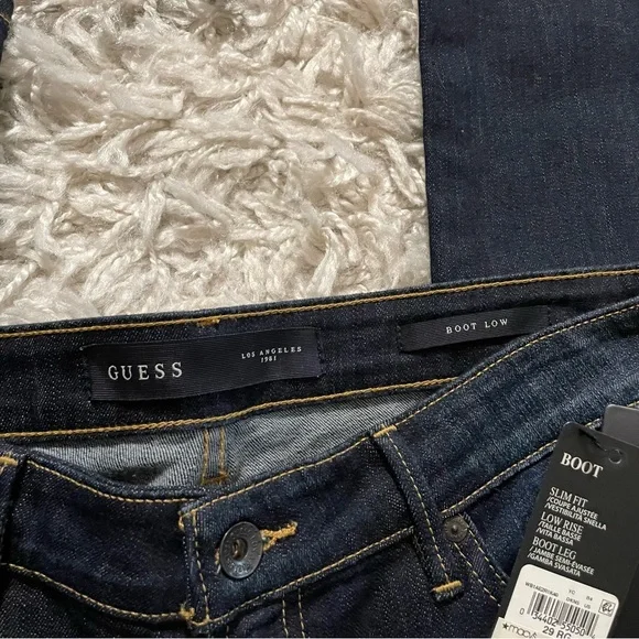 NWT Guess Dark Wash Boot Cut Jeans - Picture 2 of 4